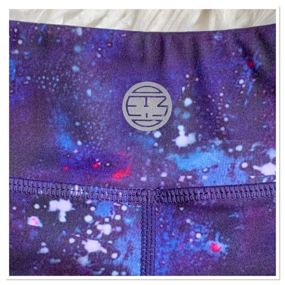 IAB I Am Becoming Biker Shorts Galaxy Shorts Purple Black Size 8/Medium - Picture 3 of 4